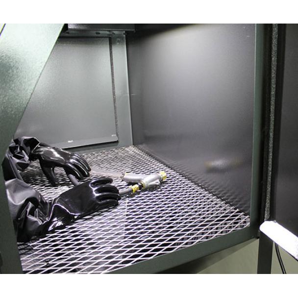 Raptor Blaster RB4226 Sand Blasting Cabinet Interior View